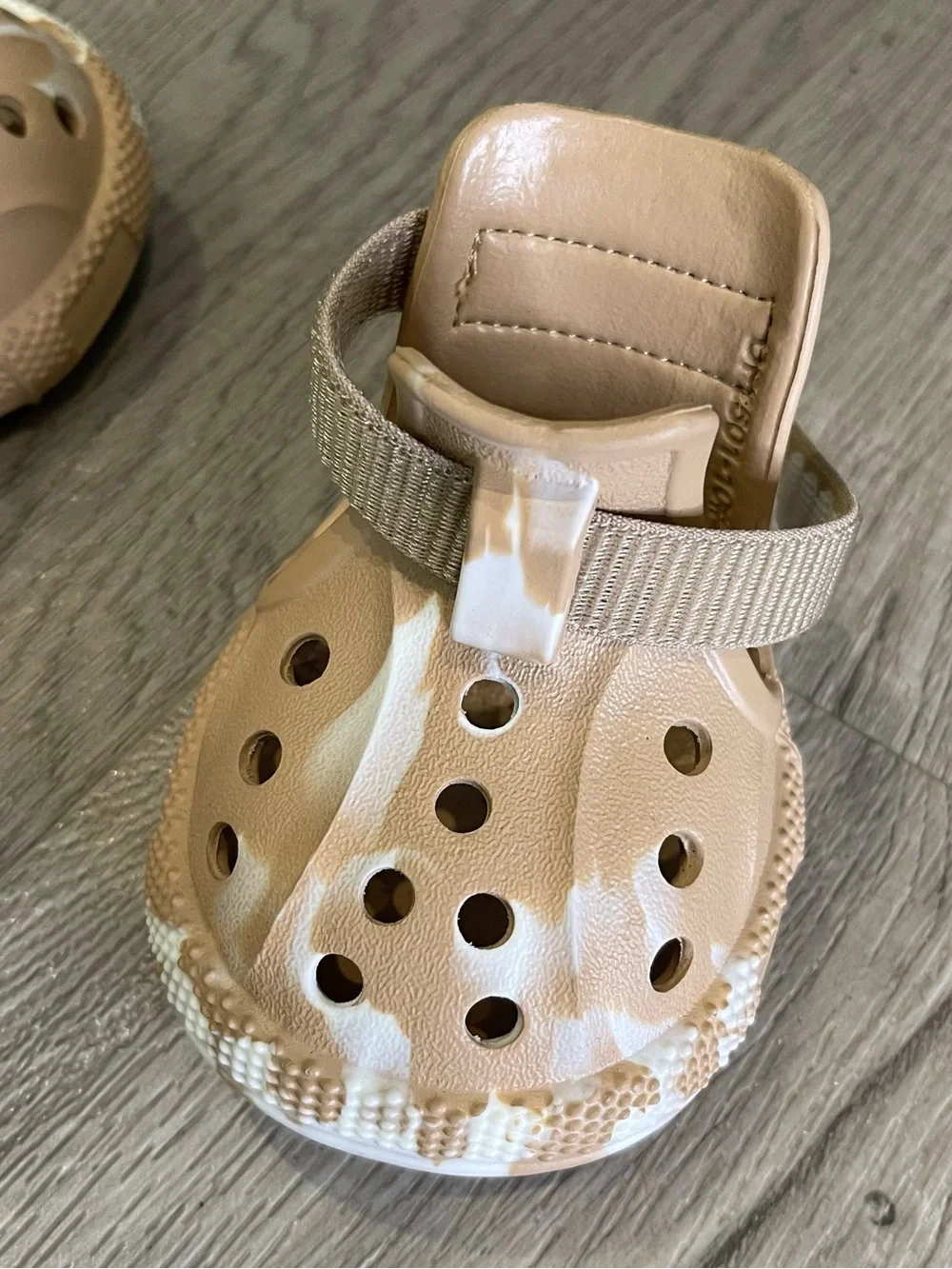 Dog shoes Tan White size 10 for larger dogs feet paws protect walk